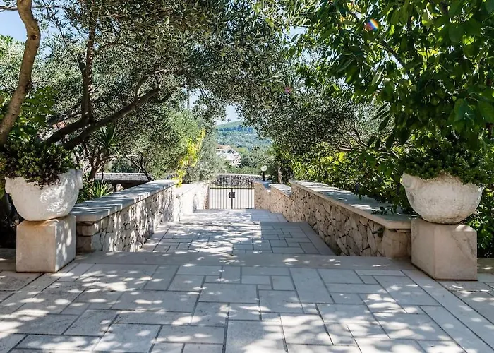 Venus * Selca (Brac)